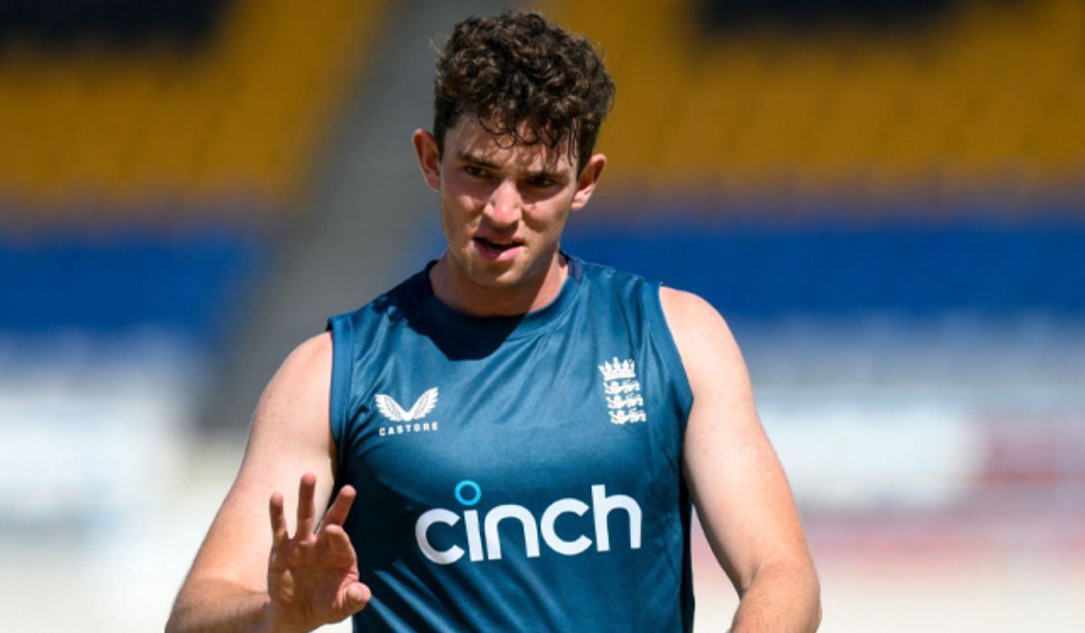 England Fast Bowler John Turner Retires at 25 Due to Persistent Back Injuries